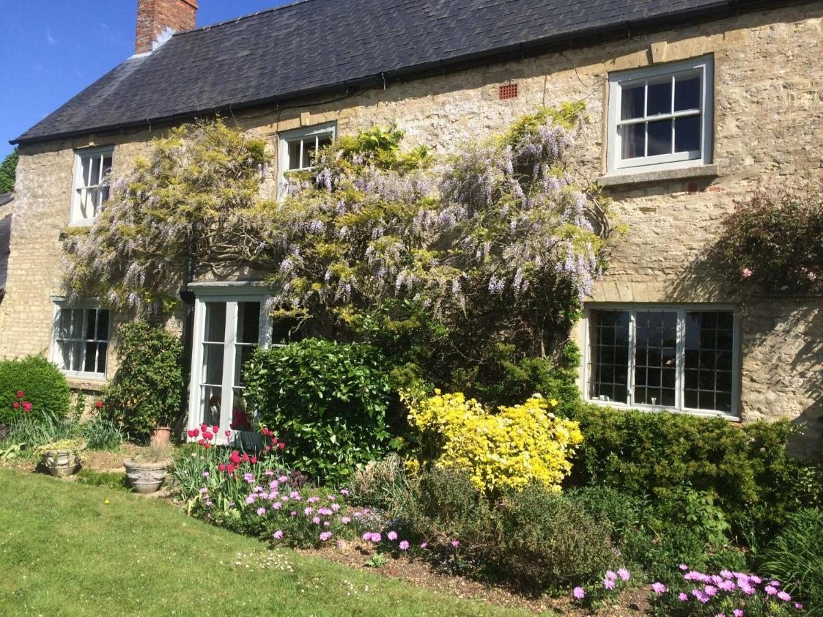 Mill Farm Bed & Breakfast Milton Keynes Exterior photo